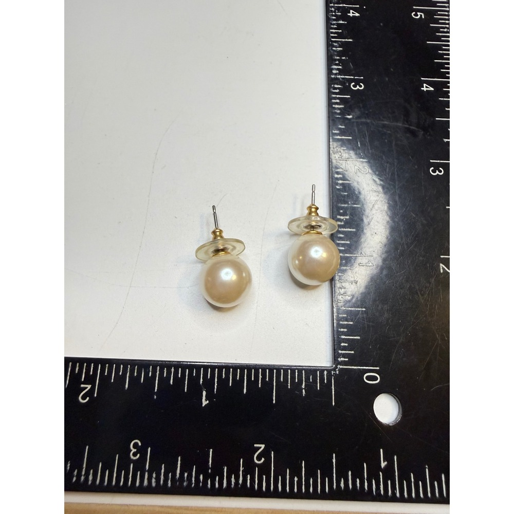 Cream Faux Pearl Stud Earrings Gold Tone Round Classic Bridal Jewelry 0.5 Inch